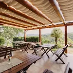 Alojamento de Acomodação e Pequeno-almoço Gaestezimmer & Weingut Gamser Leutschach