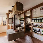 Gaestezimmer & Weingut Gamser