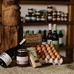 Gaestezimmer & Weingut Gamser