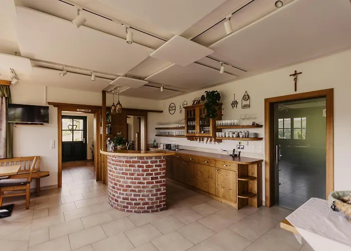 Gaestezimmer & Weingut Gamser Bed and Breakfast