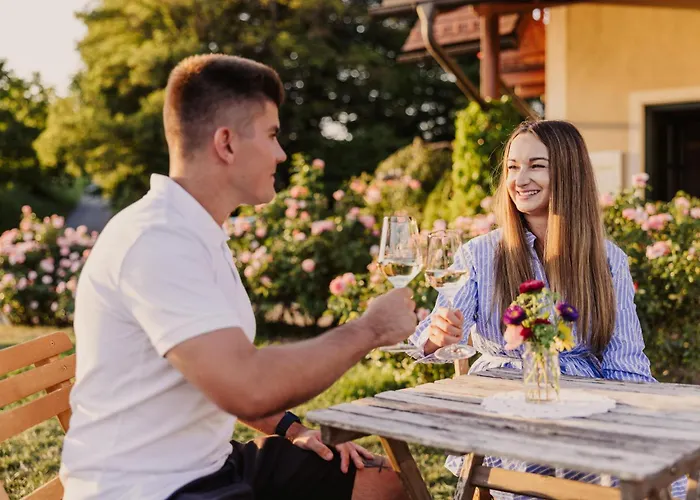 Gaestezimmer & Weingut Gamser