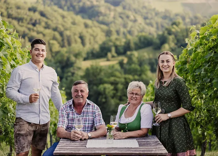 Gaestezimmer & Weingut Gamser